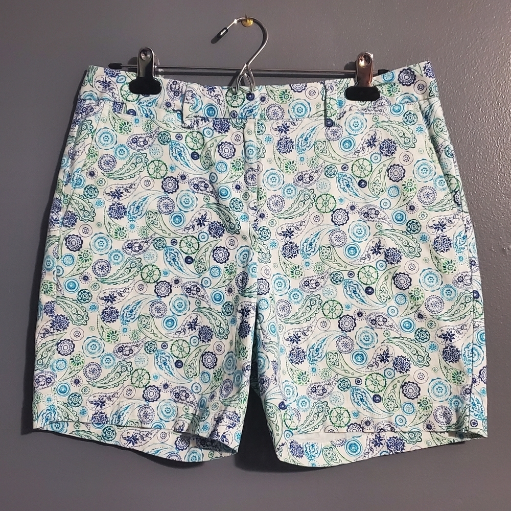Lands End Womens Shorts White Blue Green Paisley Twill Mid Rise Size 6